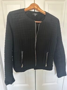PREMISE Women's Quilted Black Jacket with Zippered Sleeves, Small